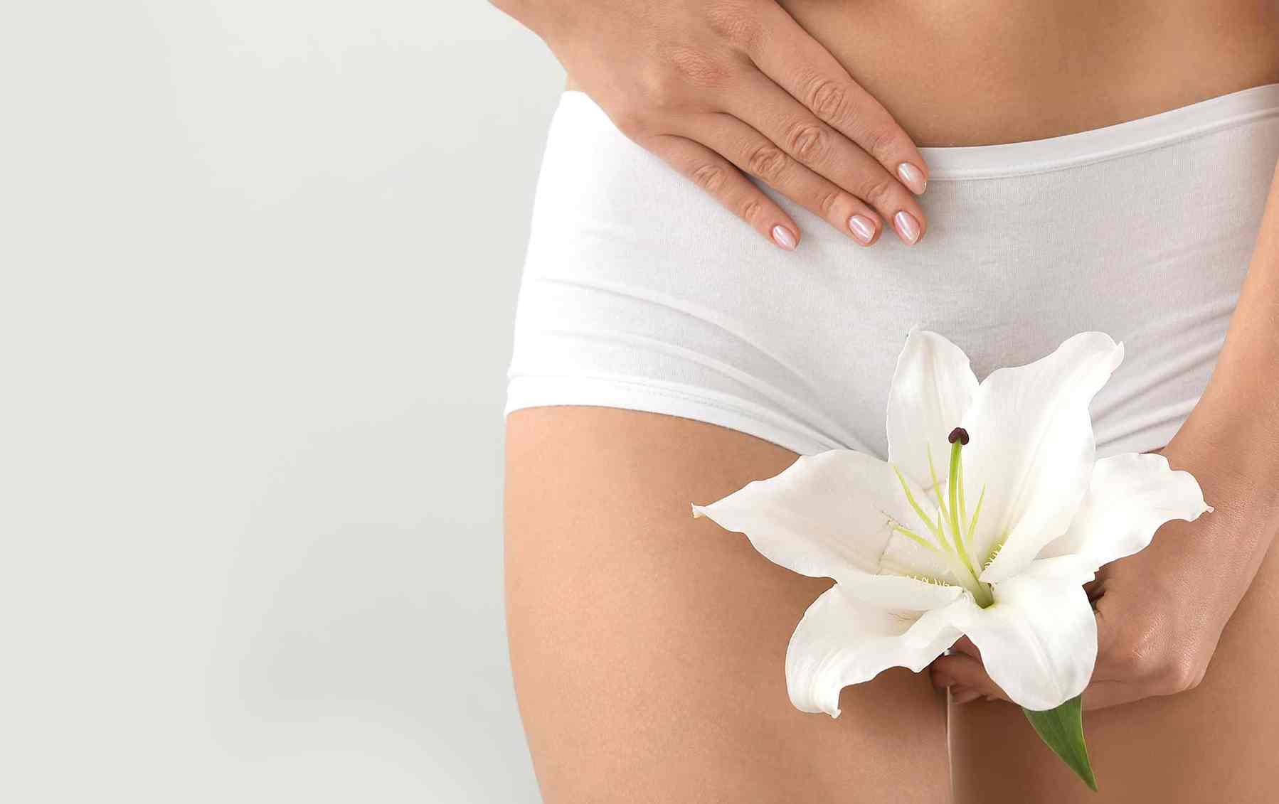 İzmir dermatolog kliniğinde lazerle genital estetik uygulaması